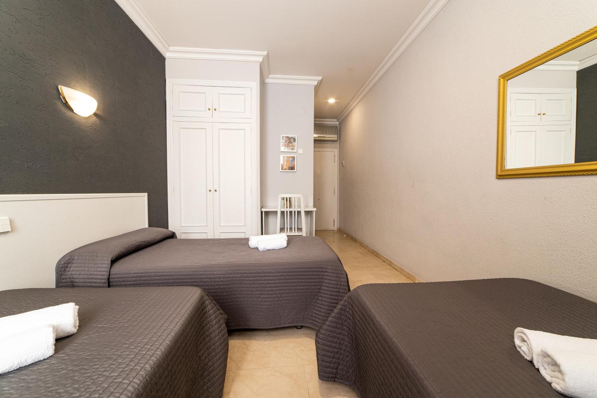 Hostal Ya Aspe Ngoại thất bức ảnh